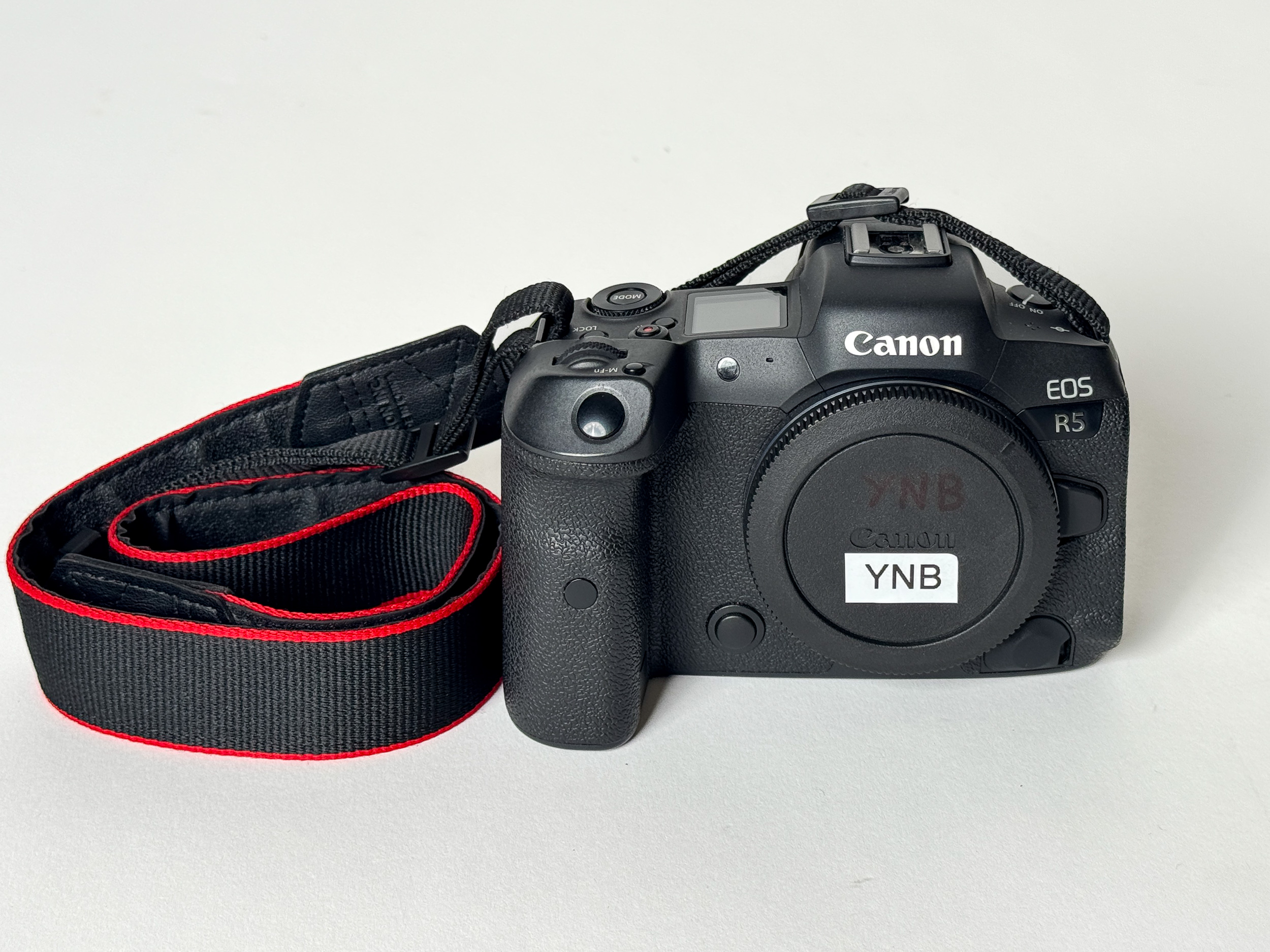 Câmara Canon R5